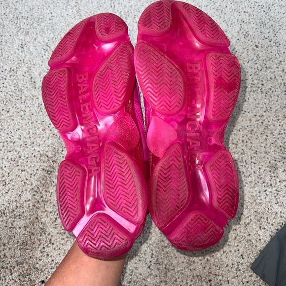 Balenciaga Triple S clear sole sneaker in fuchsia pink size EU39 US9 Authentic. - Picture 10 of 11